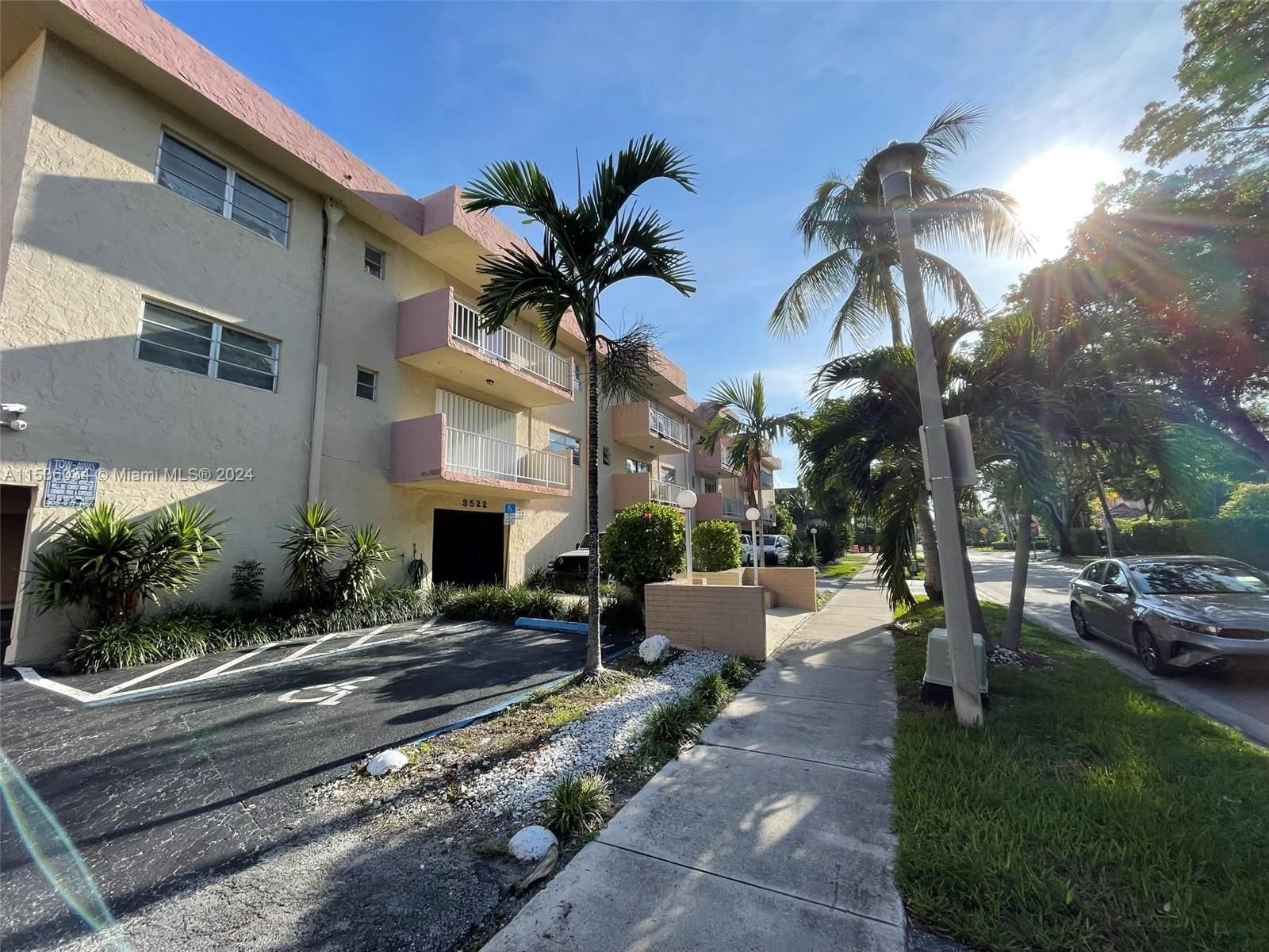 Real estate property located at 3522 171st St #103, Miami-Dade County, RIVIERA ISLES CONDO, North Miami Beach, FL
