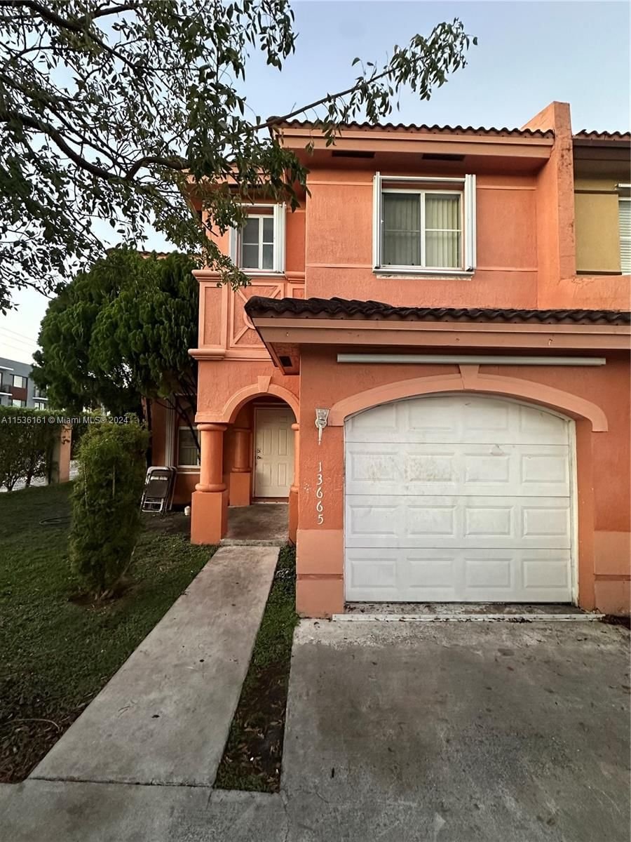 Real estate property located at 13665 262nd St, Miami-Dade County, NARANJA GARDENS, Homestead, FL