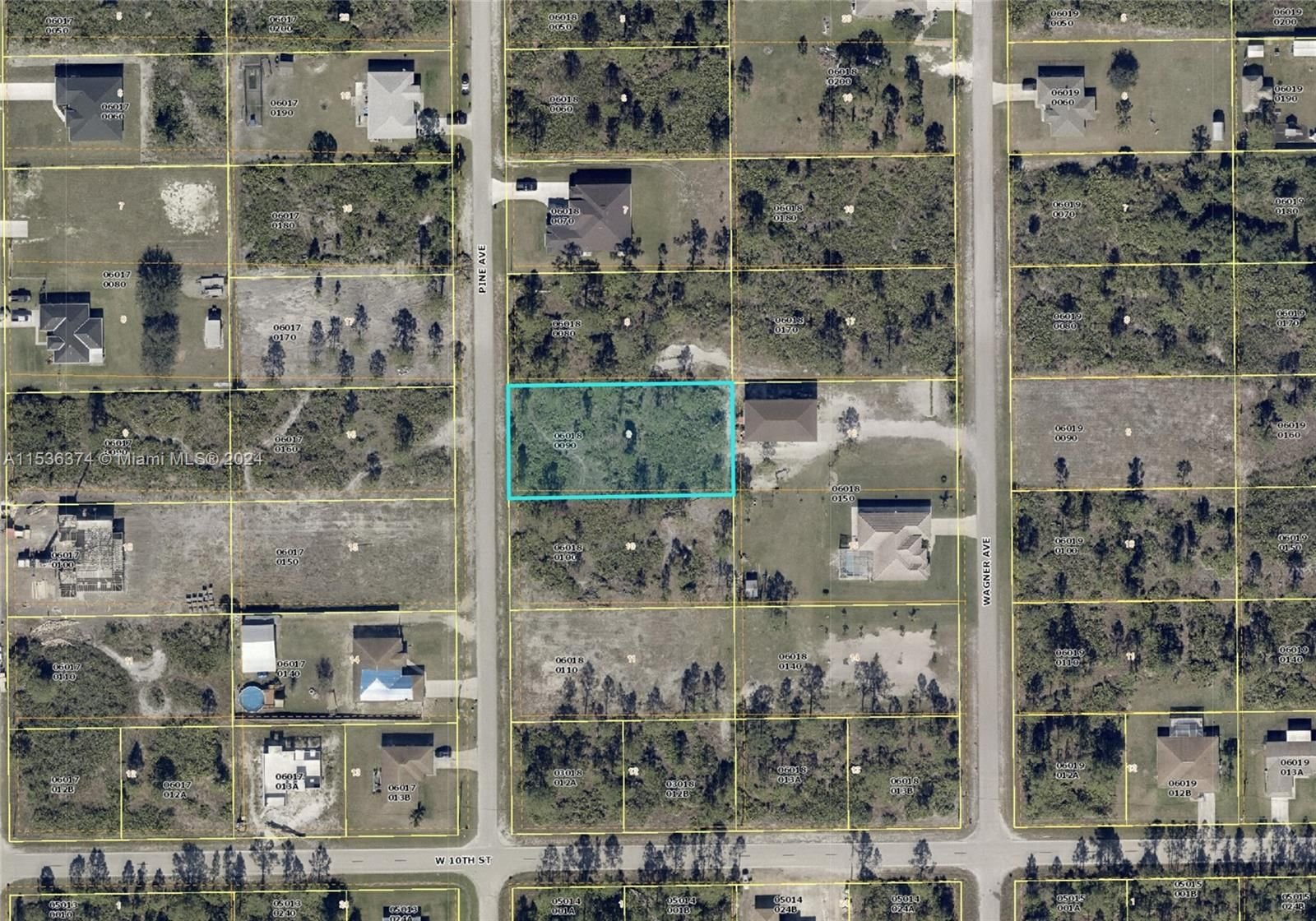 Real estate property located at 1006 Pine Ave, Lee County, Lehigh Acres, Lehigh Acres, FL