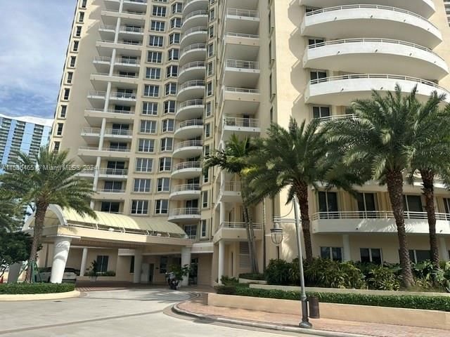 Real estate property located at 888 Brickell Key Dr #809, Miami-Dade County, ONE TEQUESTA POINT CONDO, Miami, FL