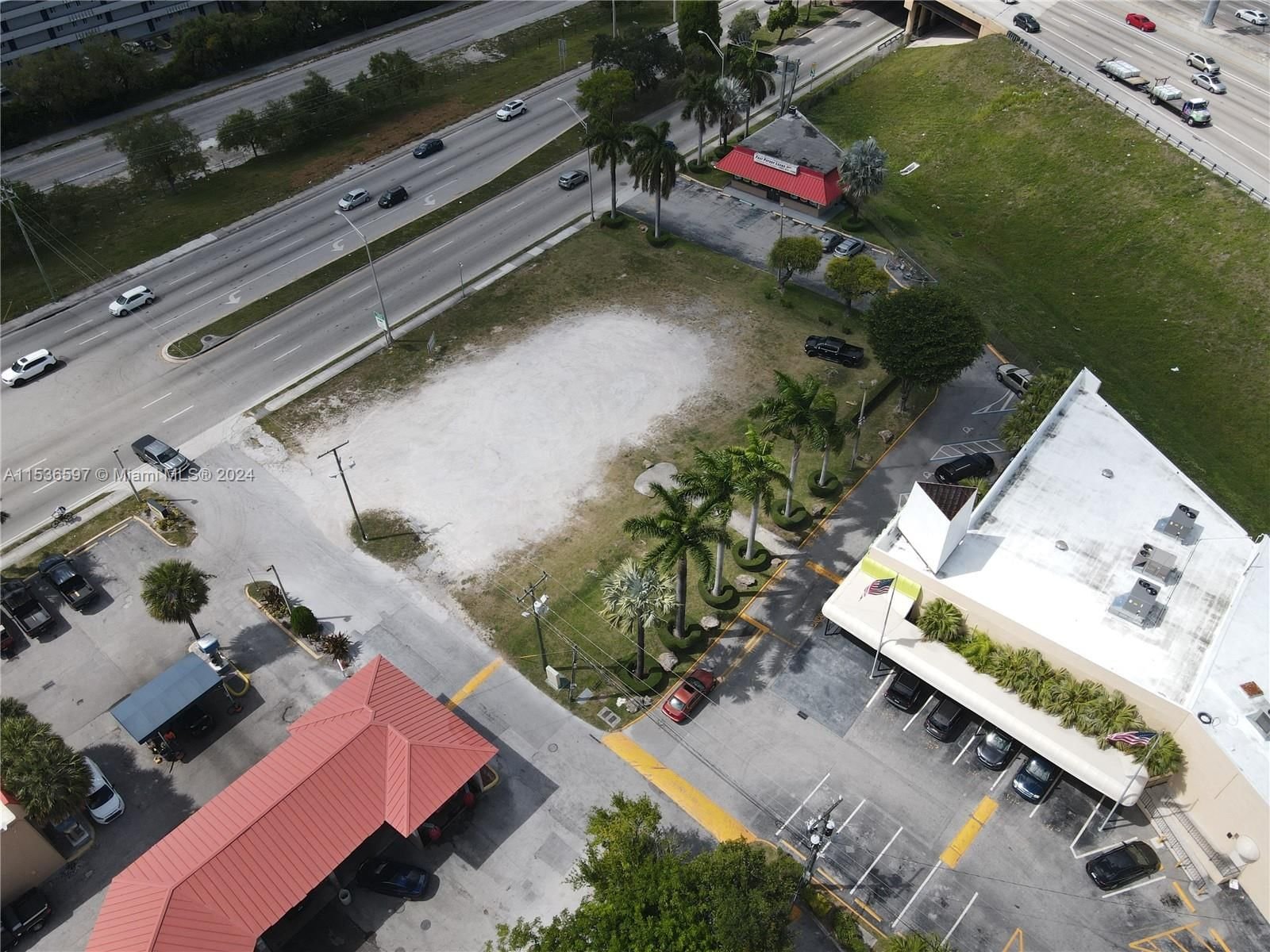 Real estate property located at 20001 Dixie Hwy, Miami-Dade County, UNPLATTED, Cutler Bay, FL
