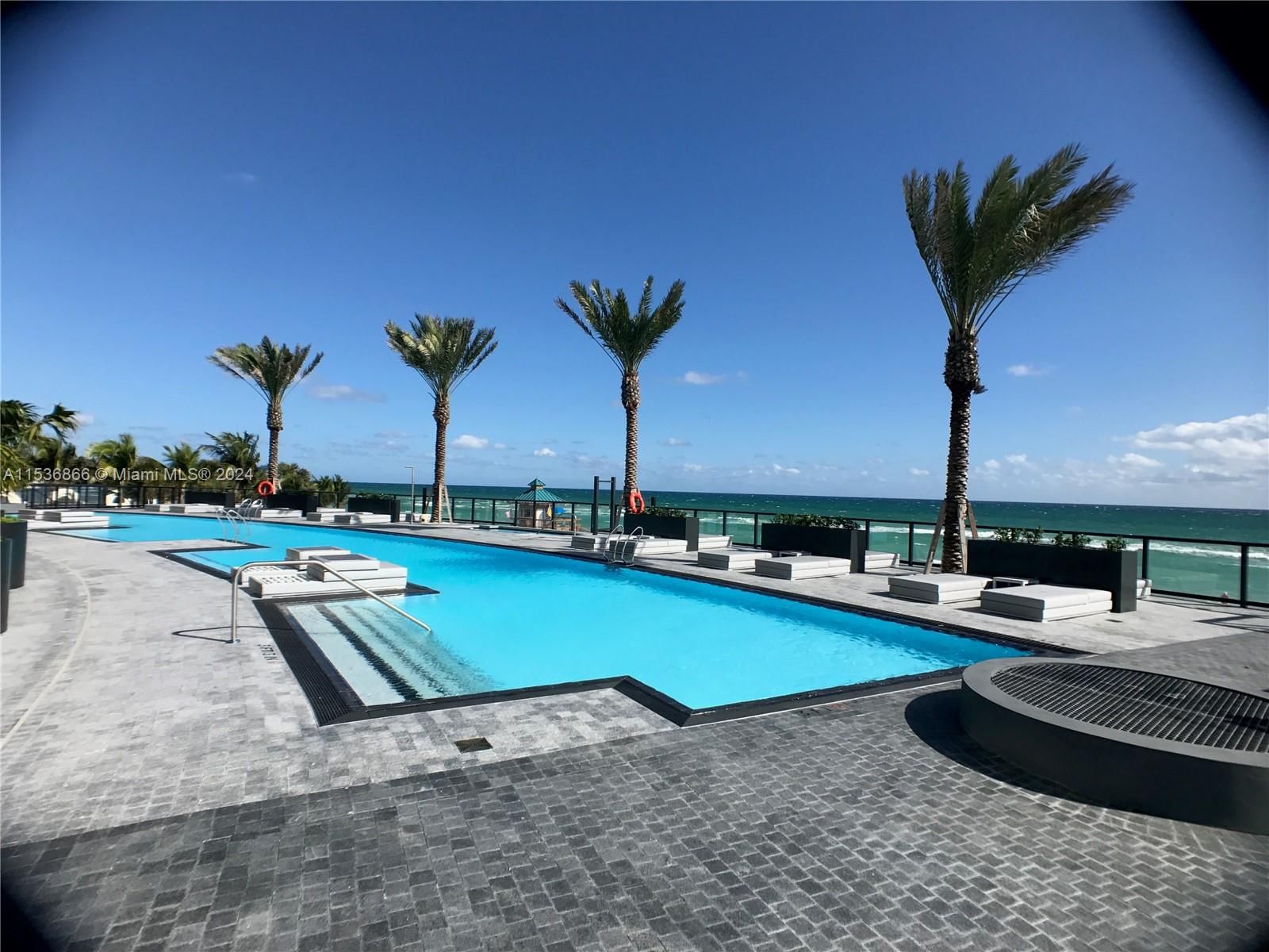Real estate property located at 18555 Collins Ave #3501, Miami-dade, 18555 Collins Avenue Cond, Sunny Isles Beach, FL