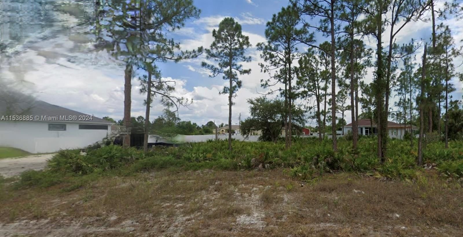 Real estate property located at 3411 27th St W, Lee County, Lehigh Park, Lehigh Acres, FL