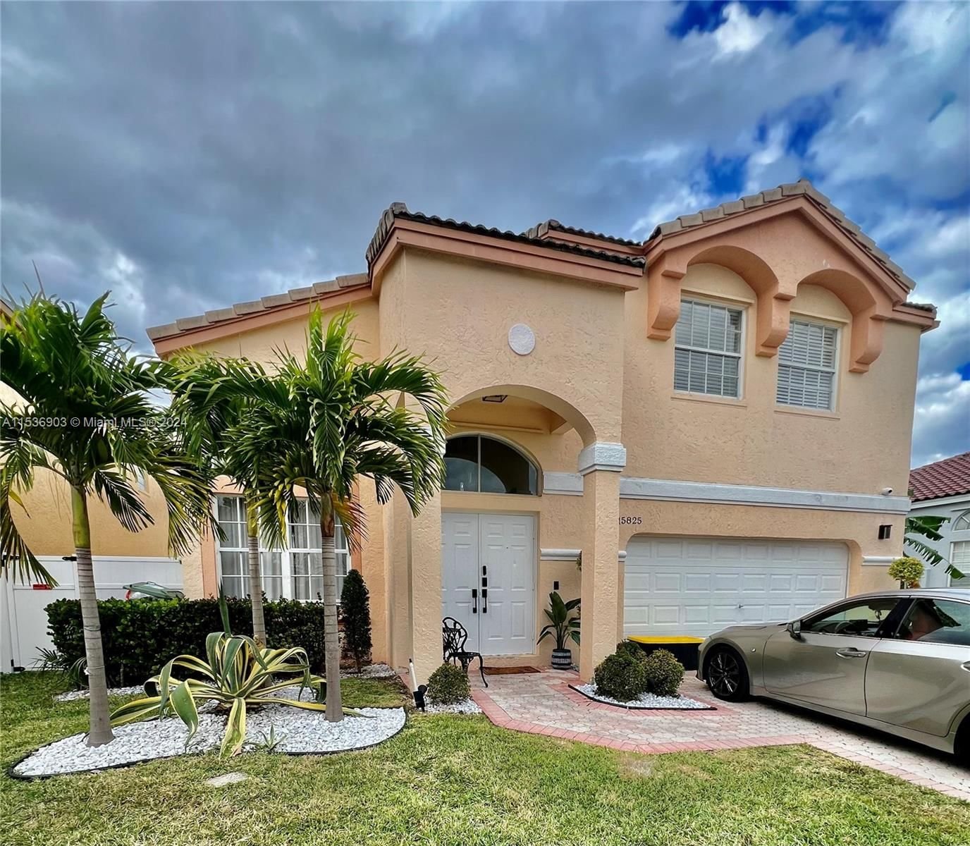 Real estate property located at 15825 16th Ct, Broward County, TOWNGATE, Pembroke Pines, FL