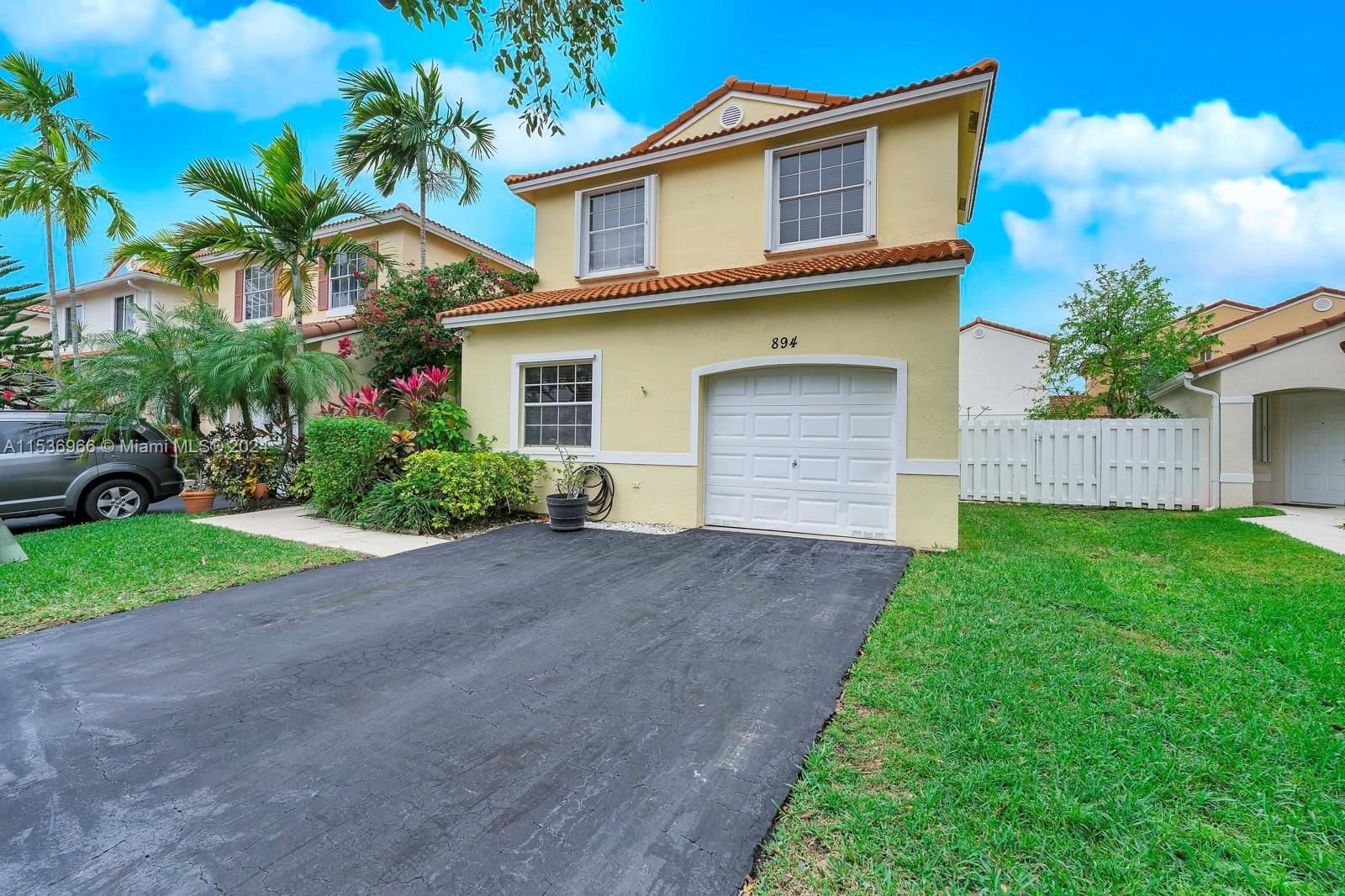 Real estate property located at 894 179th Ave, Broward County, SILVER LAKES PHASE II REP, Pembroke Pines, FL