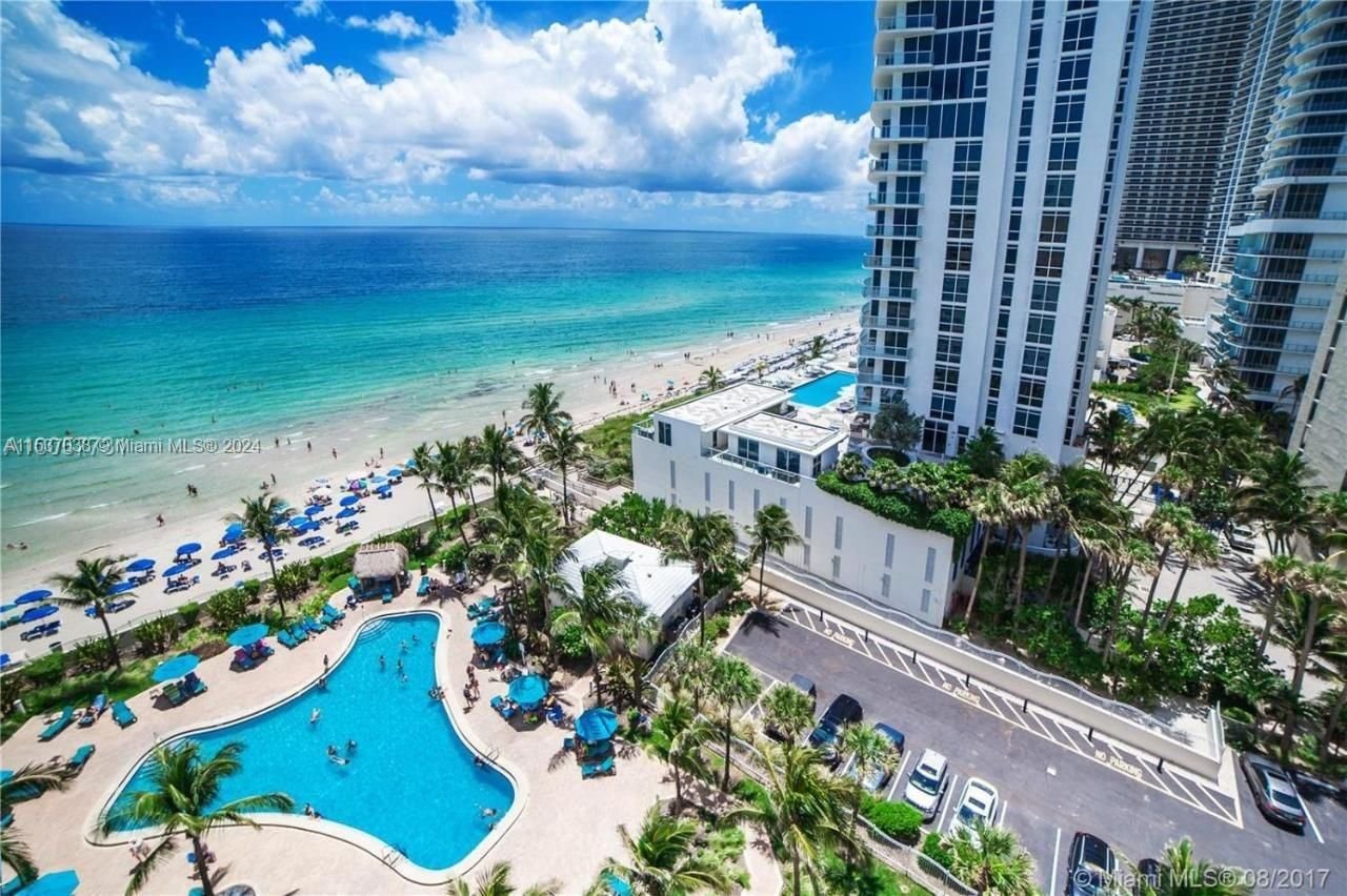 Real estate property located at 3801 Ocean Dr #9K, Broward County, TIDES ON HOLLYWOOD BEACH, Hollywood, FL