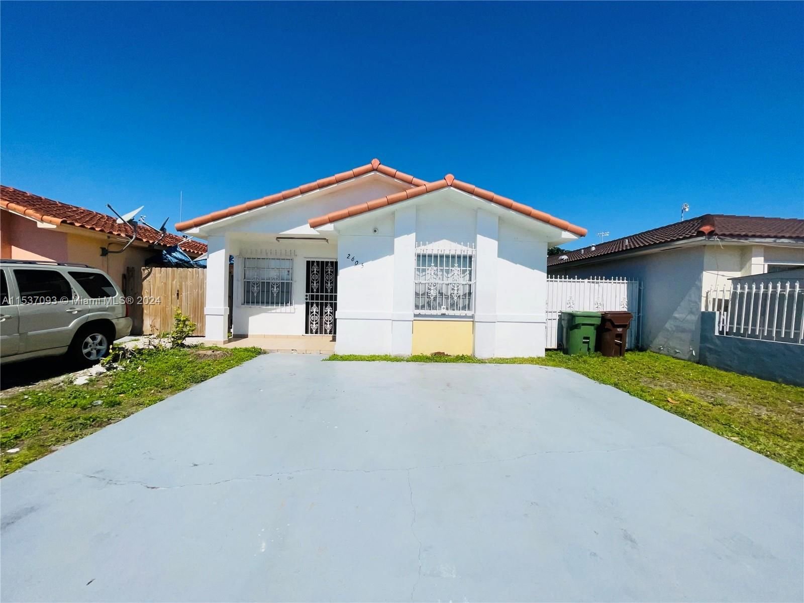 Real estate property located at 2605 74th St, Miami-Dade County, ALAMEDA JARDINS, Hialeah, FL