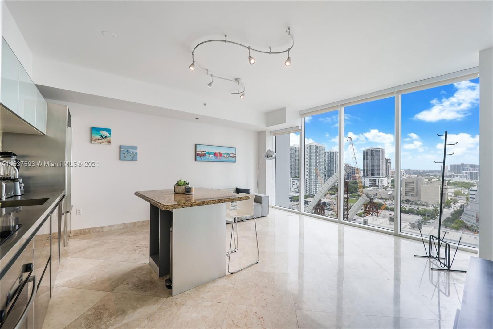 Real estate property located at 1040 Biscayne Blvd #1805, Miami-Dade, TEN MUSEUM PK RESIDENTIAL, Miami, FL