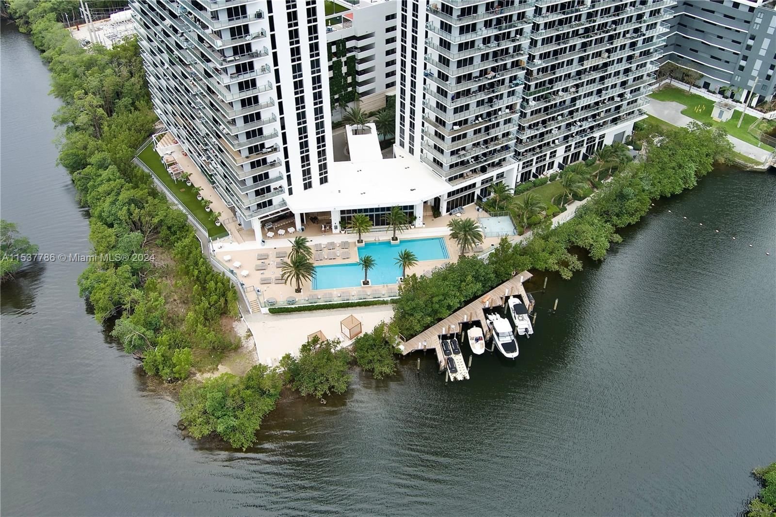 Real estate property located at 16385 Biscayne Blvd #1921, Miami-Dade County, THE HARBOUR SOUTH CONDO, North Miami Beach, FL