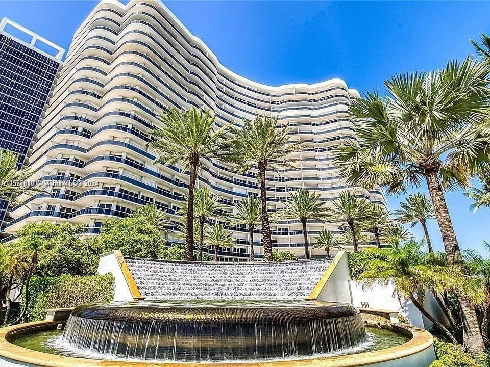 Real estate property located at 9601 Collins Ave #710, Miami-Dade County, MAJESTIC TOWER, Bal Harbour, FL