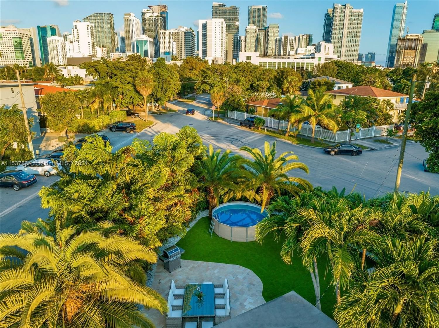 Real estate property located at 1800 5th Ave, Miami-Dade County, BRICKELL ESTATES, Miami, FL
