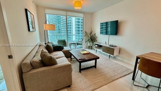 Real estate property located at 1080 Brickell Ave #2103, Miami-Dade, THE BOND (1080 BRICKELL), Miami, FL