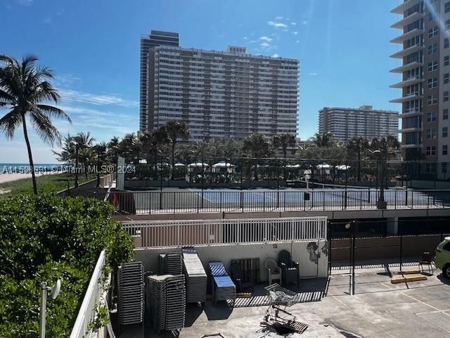 Real estate property located at 1904 Ocean Dr #205, Broward, La Mer Estates South Cond, Hallandale Beach, FL