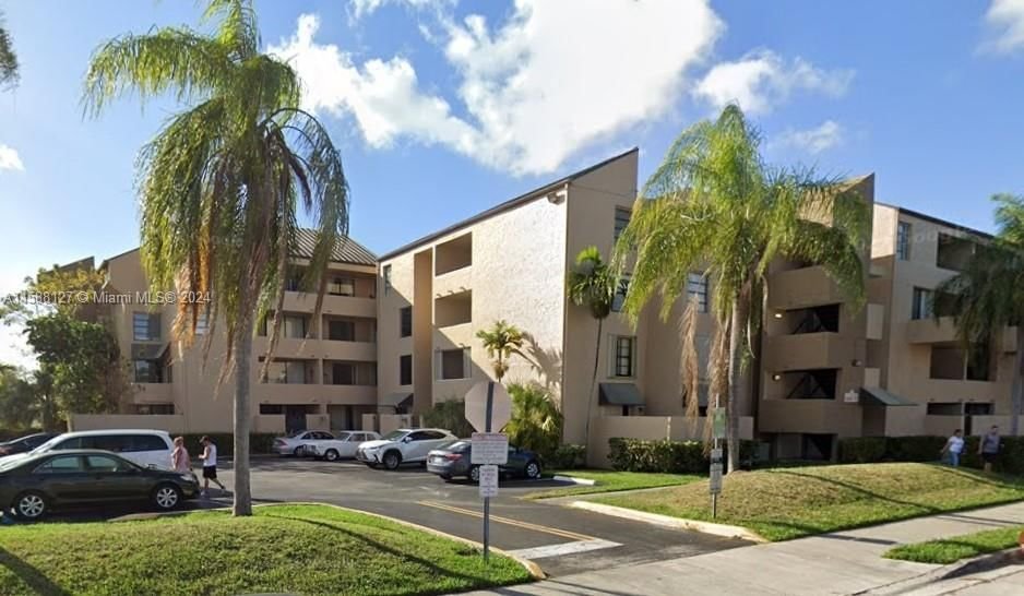 Real estate property located at 10500 108th Ave B310, Miami-Dade County, THE TERRACES CONDO PH II, Miami, FL