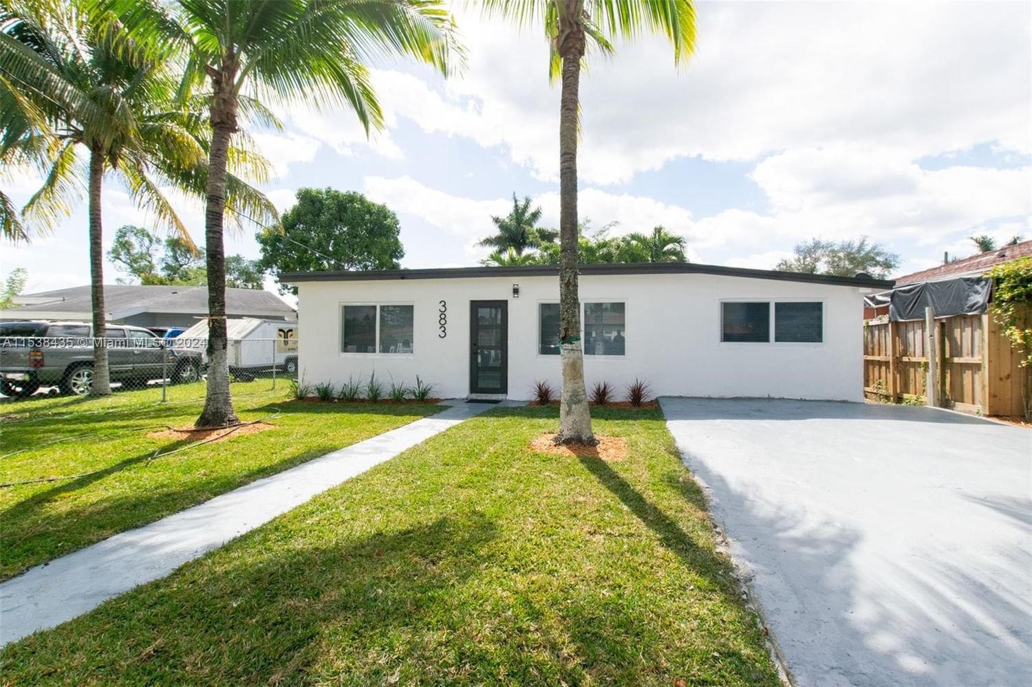 Real estate property located at 383 3rd St, Miami-Dade County, TOWN OF FLORIDA CITY, Florida City, FL