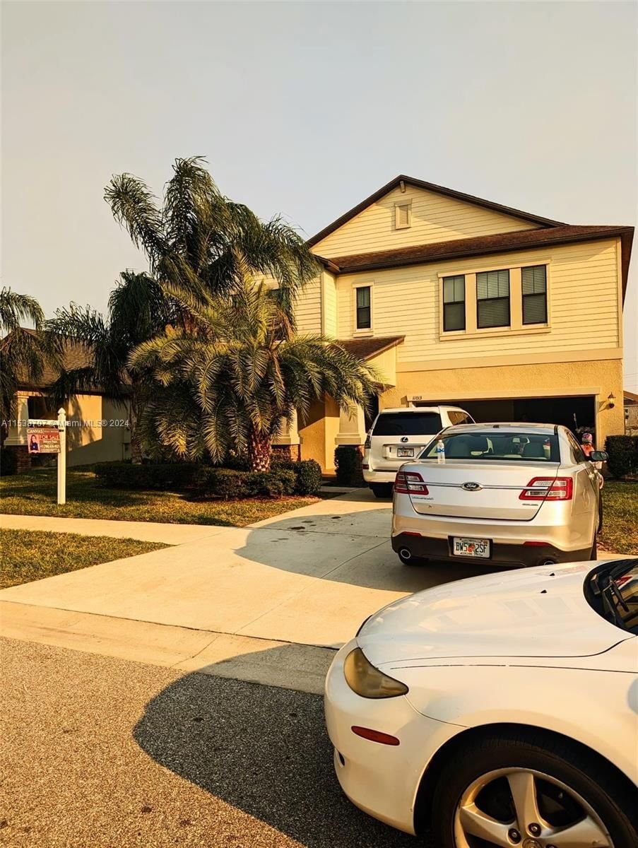 Real estate property located at 11013 Little Blue Heron Dr, Hillsborough County, OAKS SHADY CREEK PHASE 1, Riverview, FL
