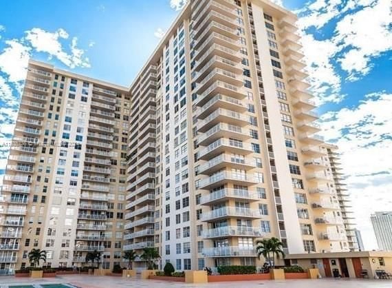 Real estate property located at 231 174th St #2108, Miami-Dade County, WINSTON TOWERS 400 CONDO, Sunny Isles Beach, FL