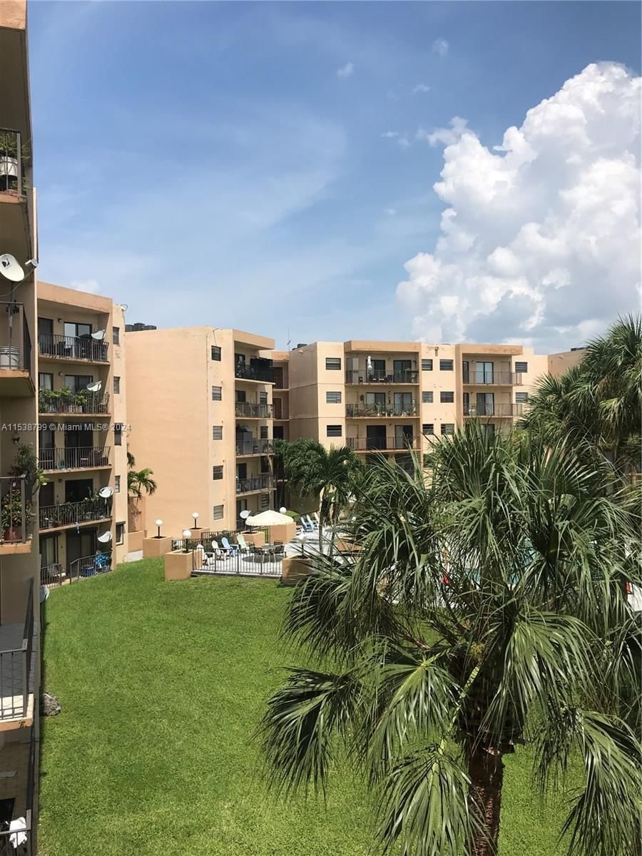 Real estate property located at 1820 53rd St #216, Miami-Dade County, VERSAILLES PLAZA CONDO, Hialeah, FL