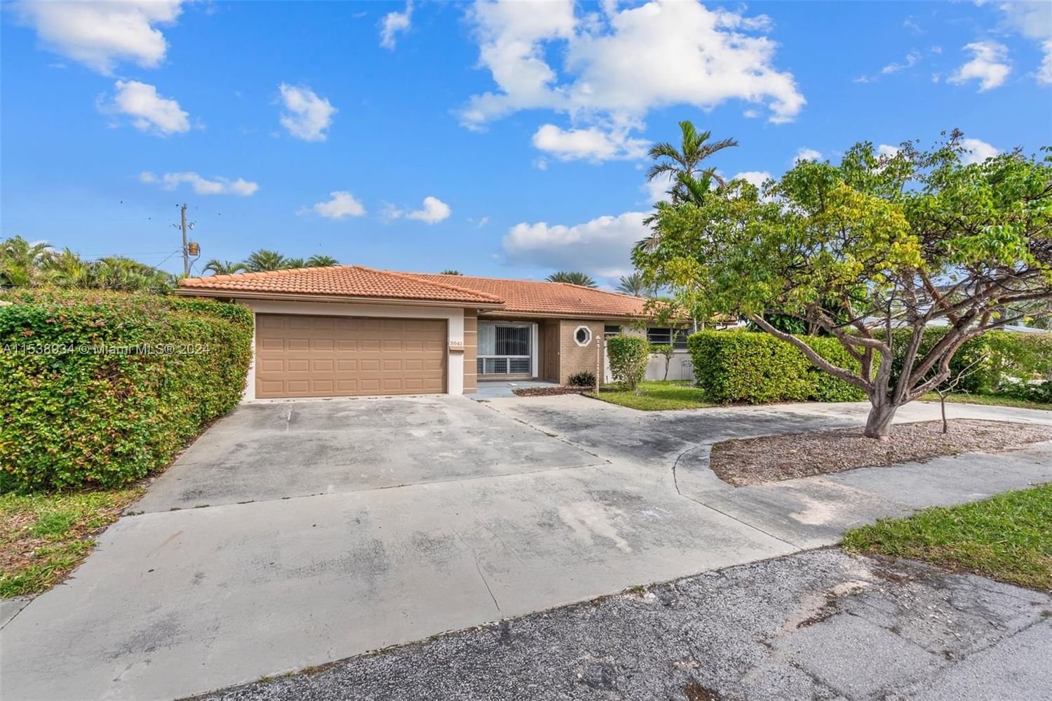 Real estate property located at 3041 45th St, Broward County, VENETIAN ISLES 3RD SEC, Lighthouse Point, FL
