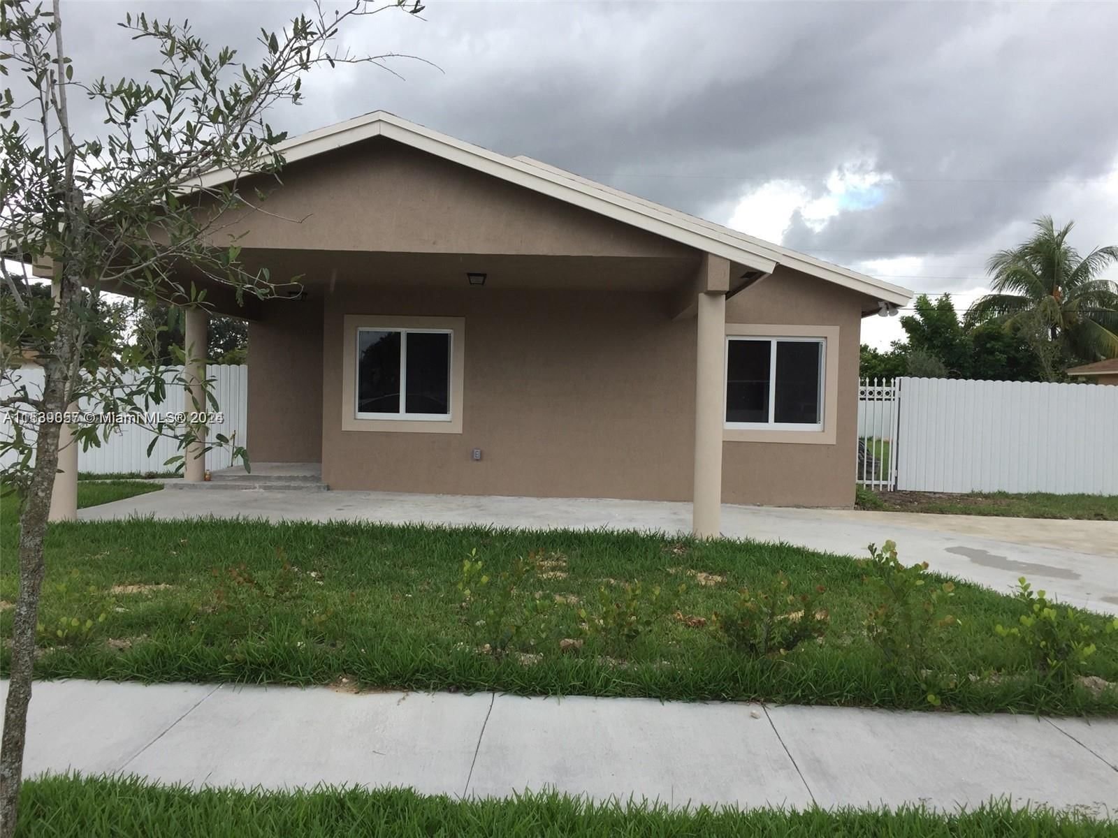 Real estate property located at 3500 213th St, Miami-Dade County, LIBERTY GARDENS, Miami Gardens, FL