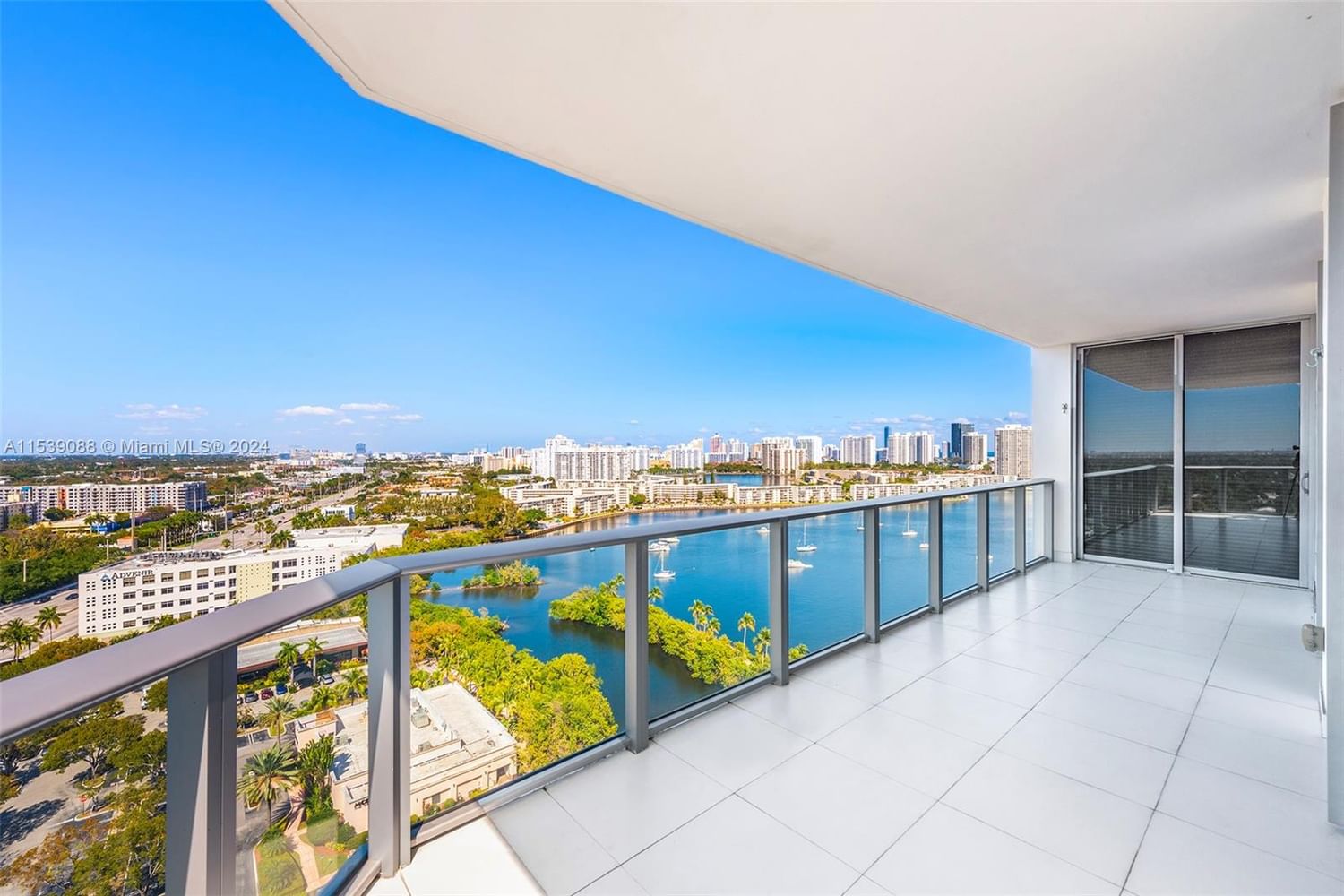 Real estate property located at 17301 Biscayne Blvd #1902, Miami-Dade County, MARINA PALMS, North Miami Beach, FL