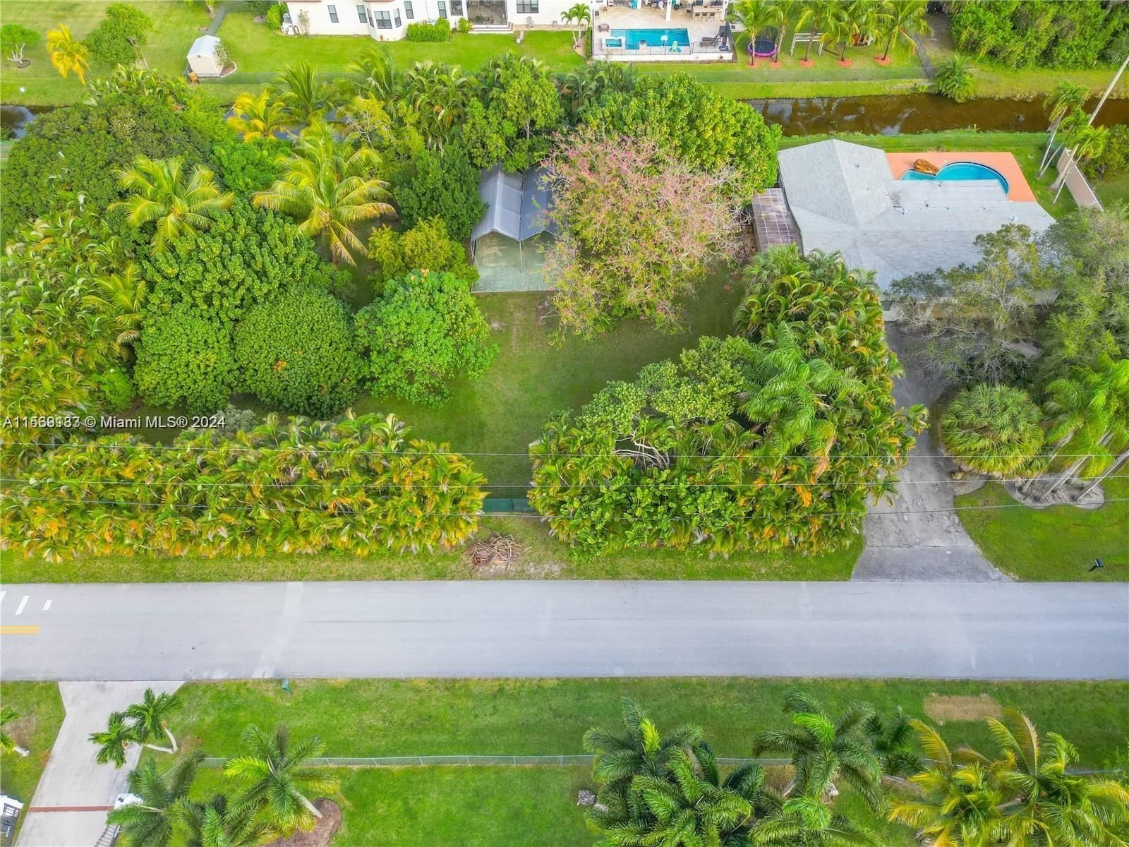 Real estate property located at 11811 5th Ct, Broward County, FLA FRUIT LANDS CO, Plantation, FL