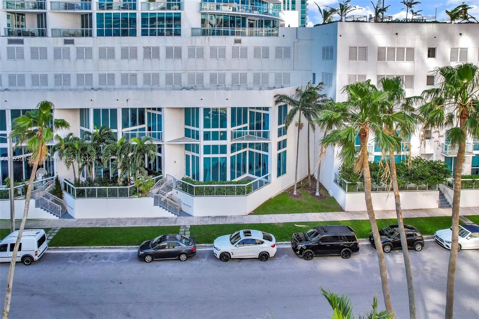 Real estate property located at 480 30th St #104, Miami-Dade County, PLATINUM CONDO, Miami, FL