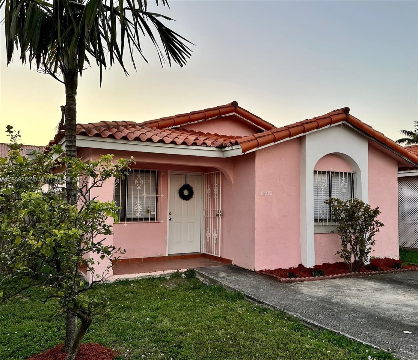 Real estate property located at 6952 29th Way, Miami-Dade County, EL PRADO COUNTRY CLUB 2ND, Hialeah, FL