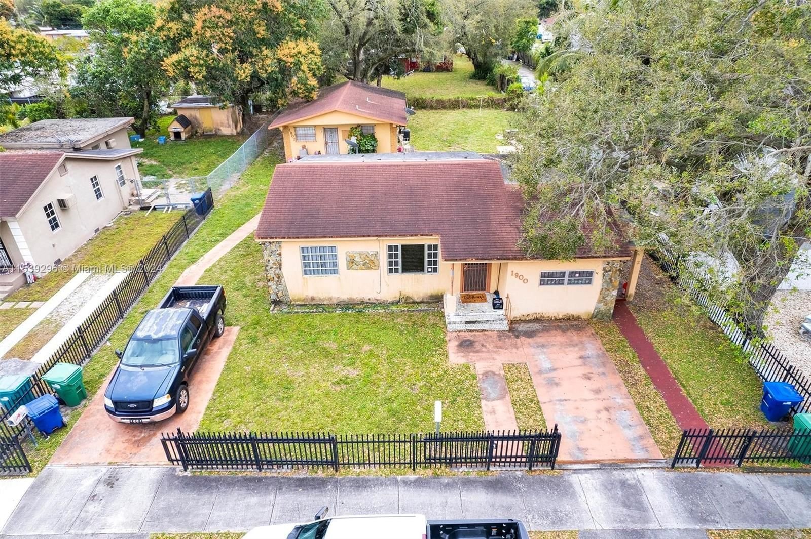 Real estate property located at 1900 88th St, Miami-Dade County, AIRLINE ADDITION, Miami, FL