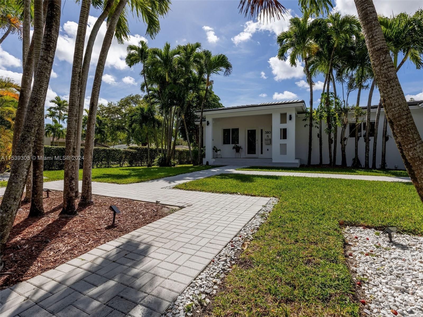 Real estate property located at 380 Morningside Dr, Miami-Dade County, COUNTRY CLUB ESTATES SEC, Miami Springs, FL