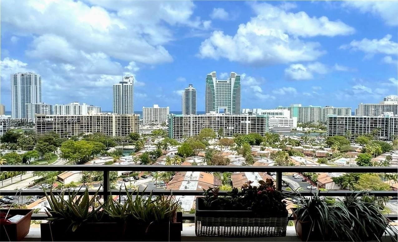 Real estate property located at 2500 Parkview Dr #1504, Broward County, THE OLYMPUS CONDO, Hallandale Beach, FL