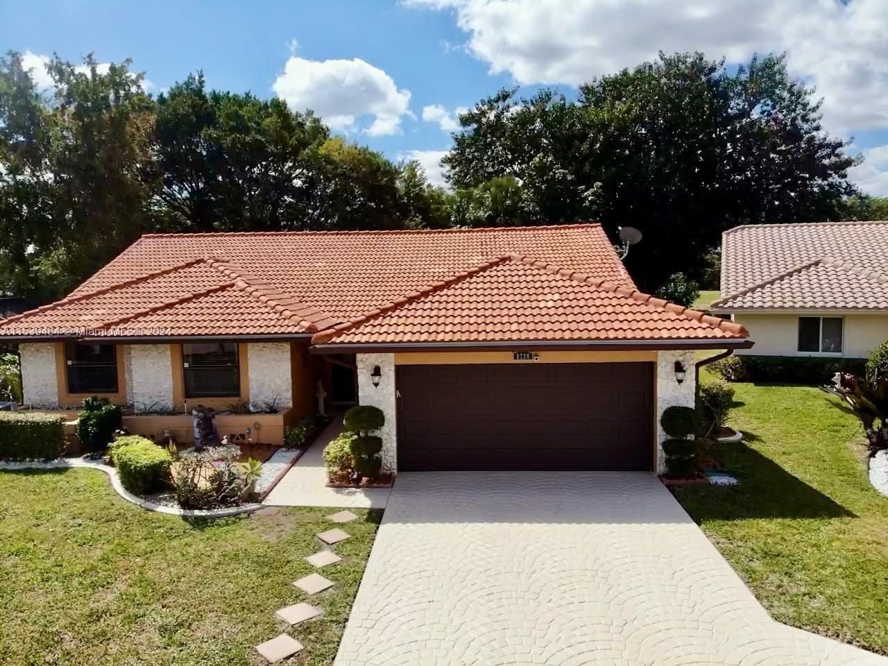 Real estate property located at 8720 82nd St, Broward County, WOODMONT TRACT 47, Tamarac, FL