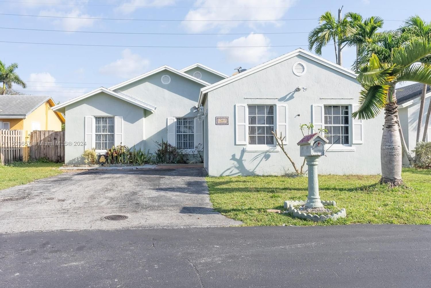 Real estate property located at 12861 248th Ter, Miami-Dade County, pricentonian by the park, Homestead, FL
