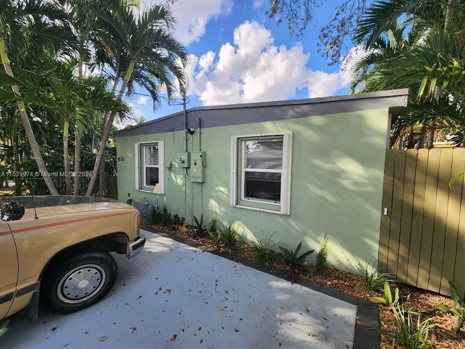 Real estate property located at 630 1st Ct, Broward County, GLENDALE LAWNS REV PLAT, Hallandale Beach, FL