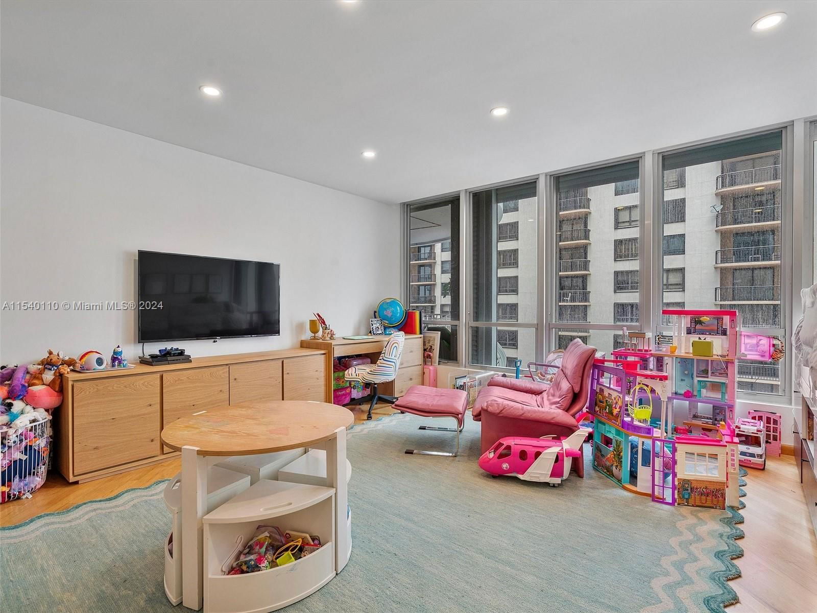 Real estate property located at 10155 Collins Ave #506, Miami-dade, Bal Harbour 101 Condo, Bal Harbour, FL