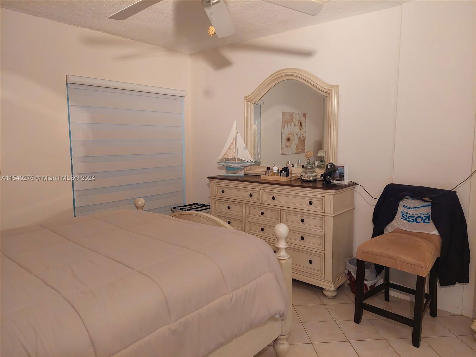 Real estate property located at 1333 Hallandale Beach Blvd #305, Broward, April Breeze Condo, Hallandale Beach, FL