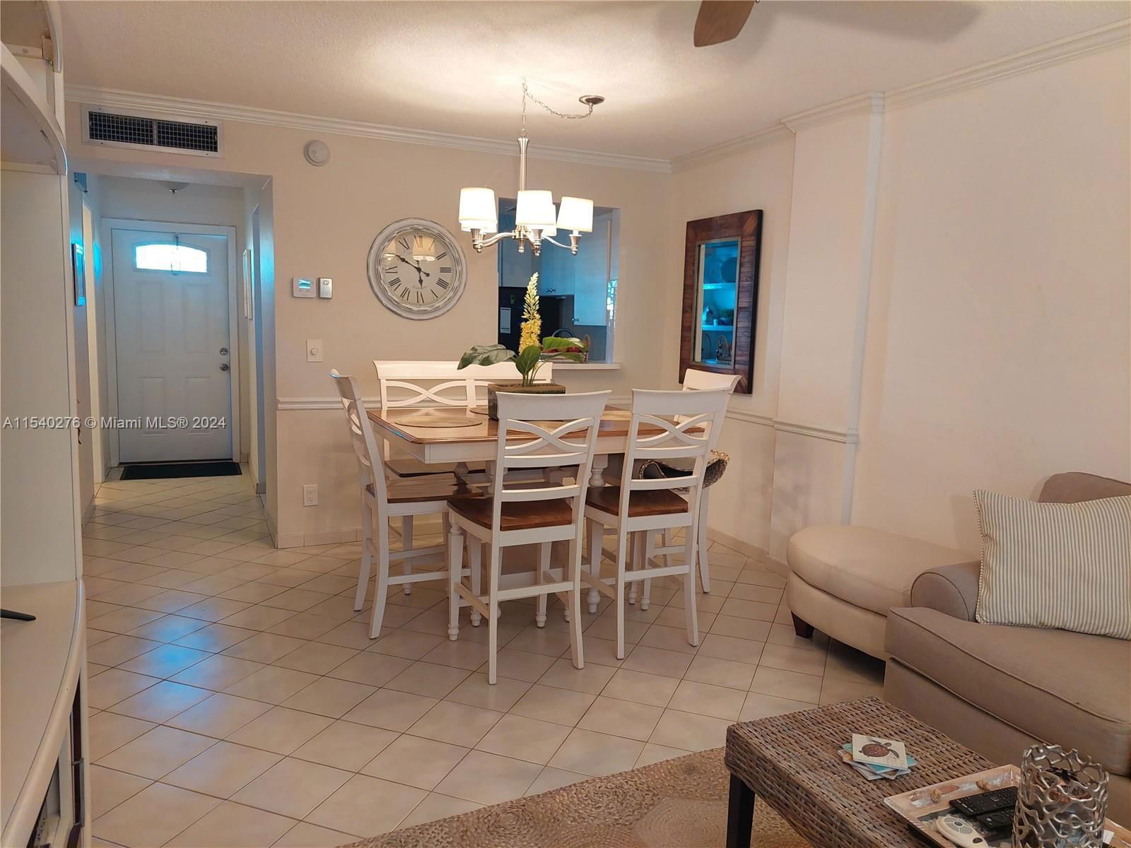 Real estate property located at 1333 Hallandale Beach Blvd #305, Broward, April Breeze Condo, Hallandale Beach, FL