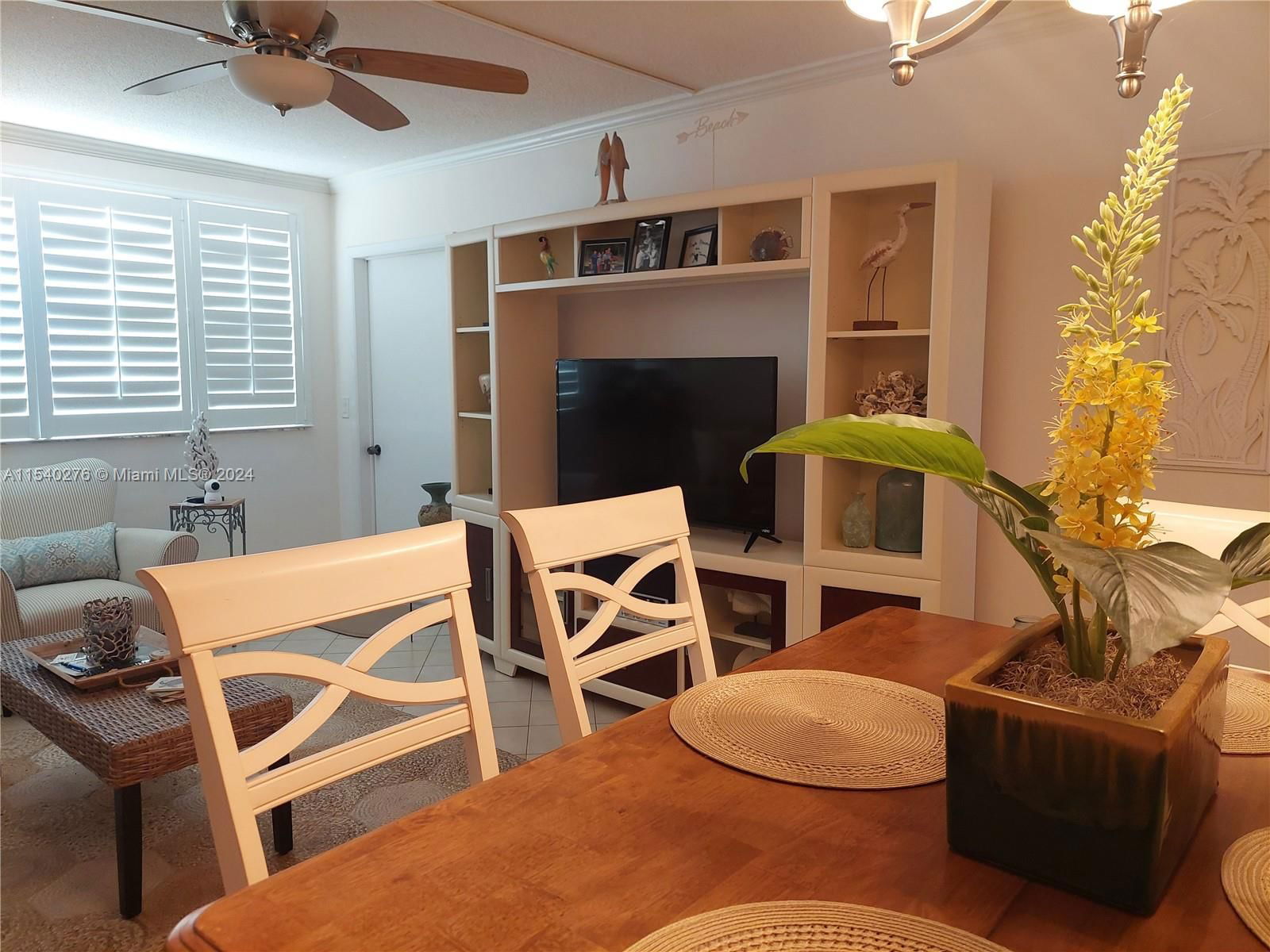 Real estate property located at 1333 Hallandale Beach Blvd #305, Broward, April Breeze Condo, Hallandale Beach, FL