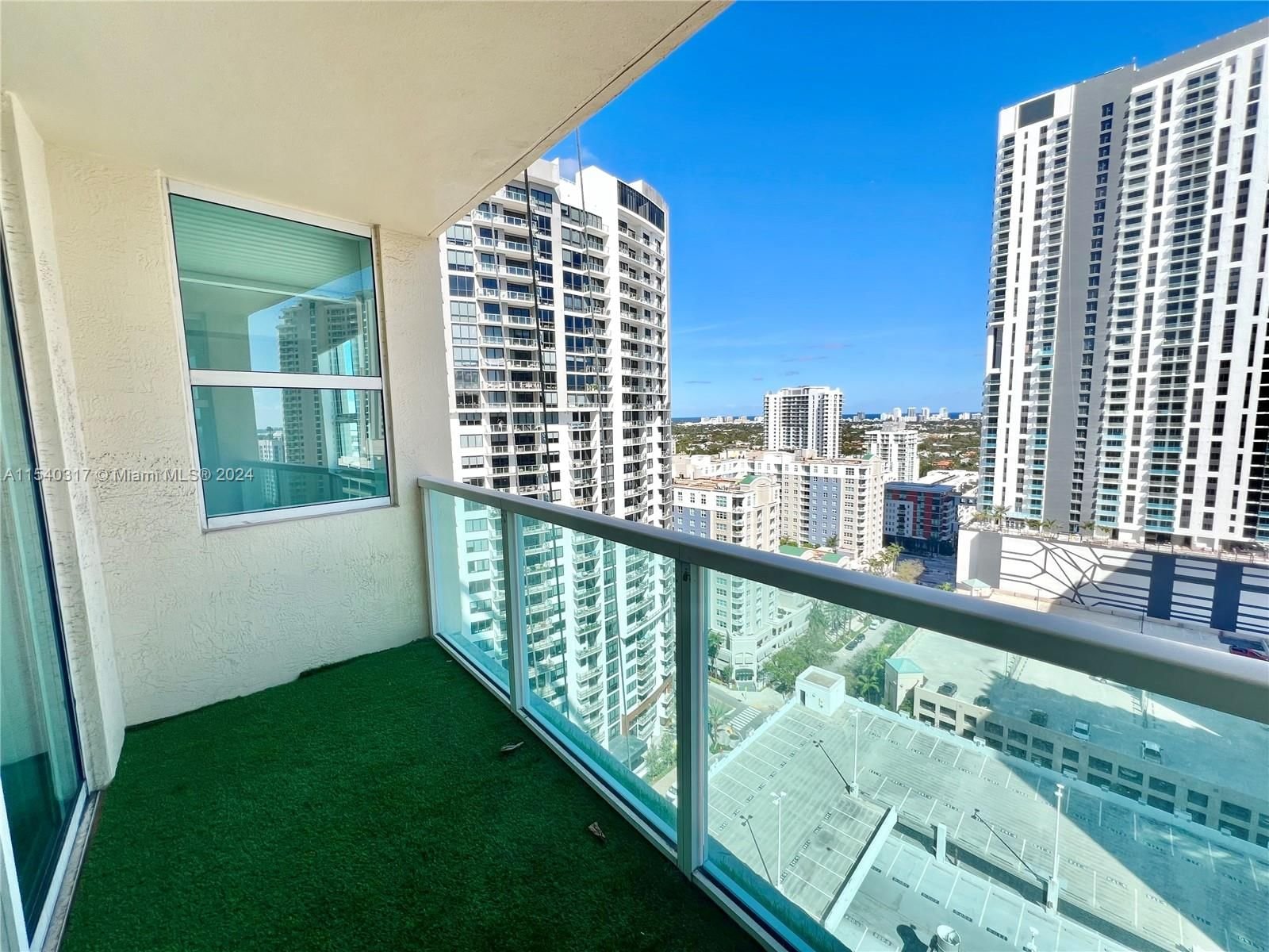 Real estate property located at 350 2nd St #2340, Broward County, 350 LAS OLAS PLACE CONDO, Fort Lauderdale, FL