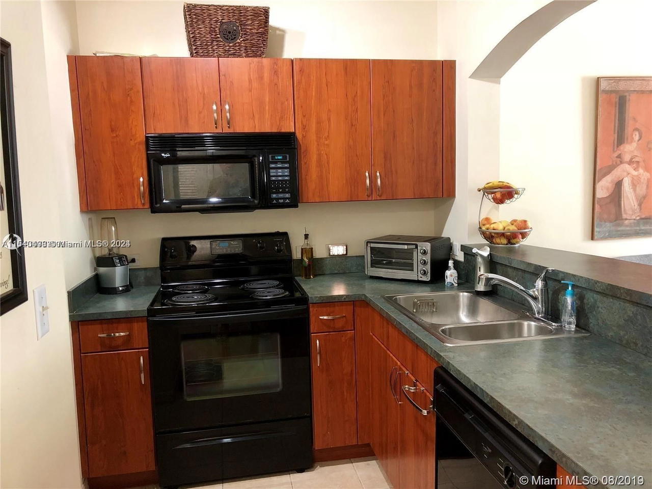 Real estate property located at 9172 Collins Ave #13, Miami-dade, The Waverly At Surfside, Surfside, FL