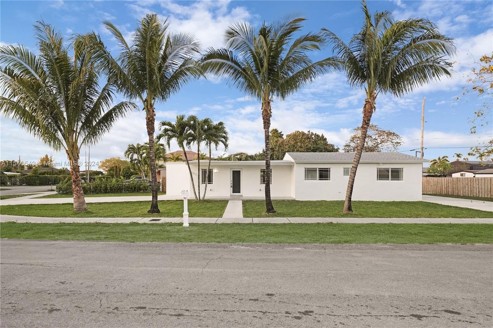 Real estate property located at 4651 100th Ave, Miami-Dade County, TROPICAL ESTS, Miami, FL