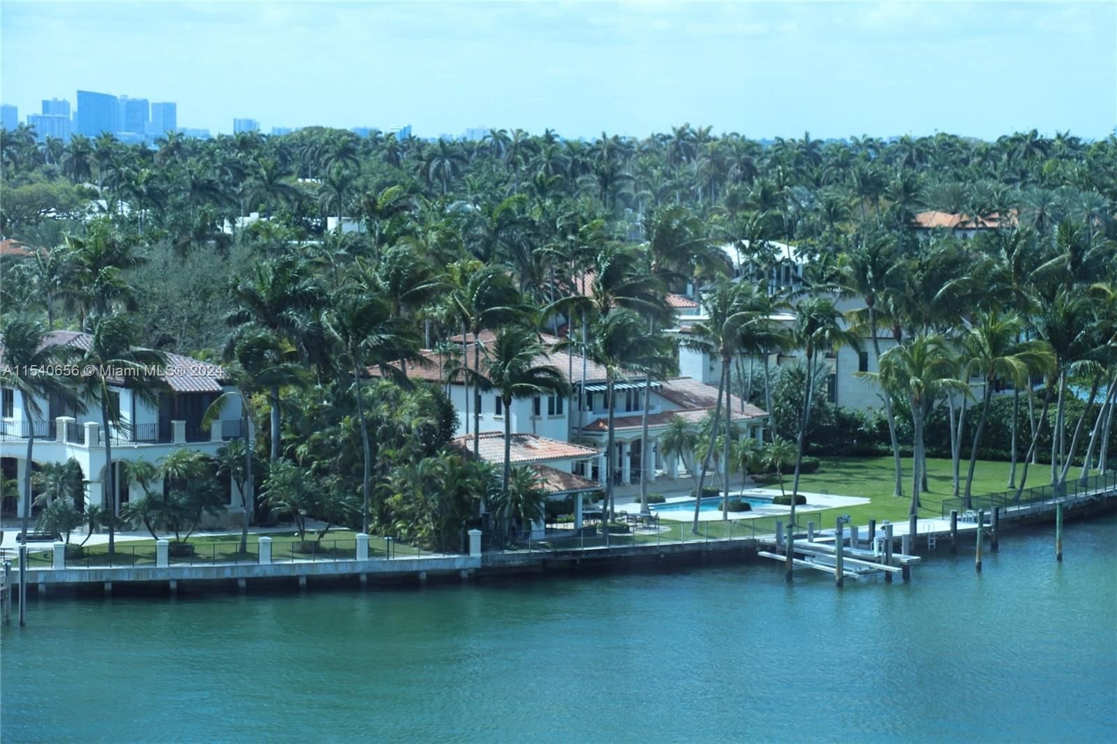 Real estate property located at 6770 Indian Creek Dr #8E, Miami-Dade County, AQUASOL CONDO, Miami Beach, FL