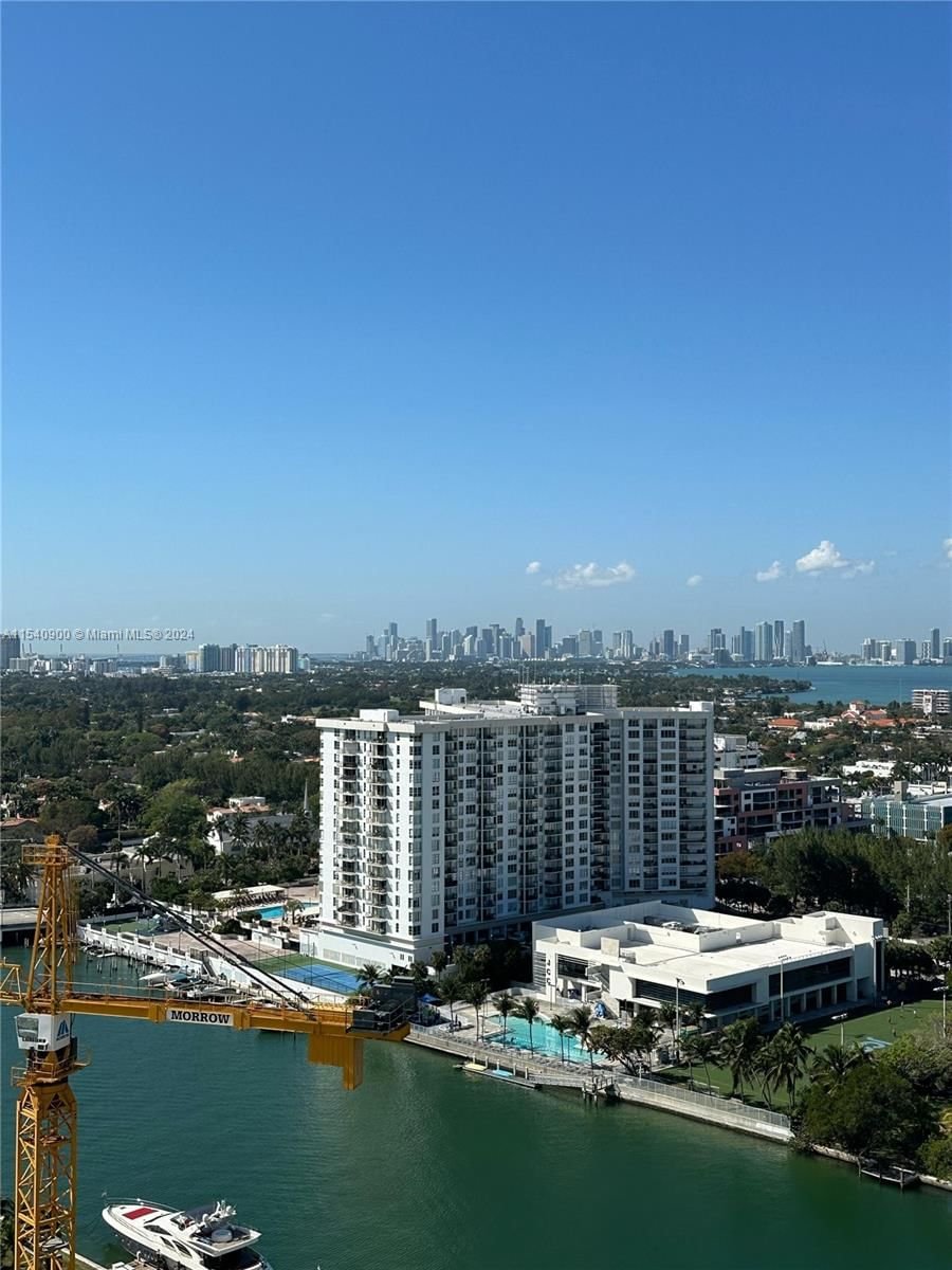 Real estate property located at 4401 Collins Ave #2310, Miami-Dade County, FONTAINEBLEAU II CONDO, Miami Beach, FL
