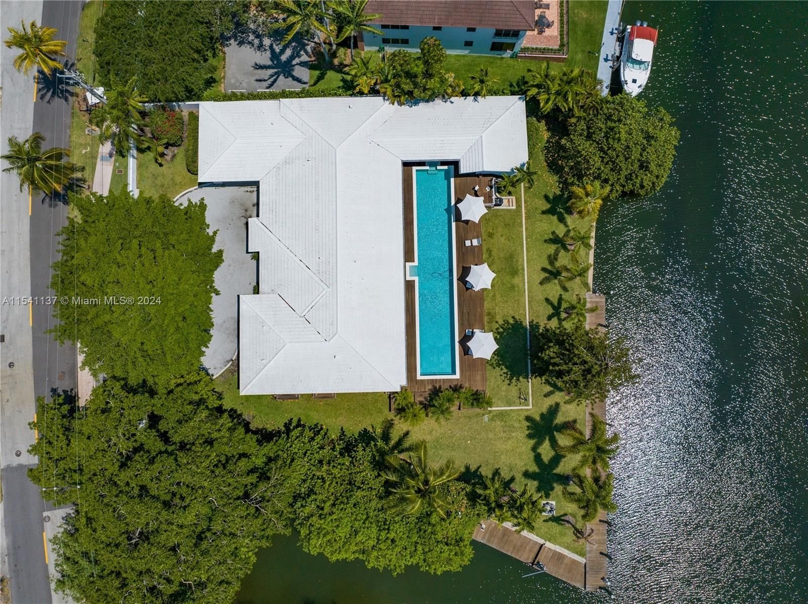 Real estate property located at 1261 Alhambra Cir, Miami-Dade County, CORAL GABLES RIVIERA SEC, Coral Gables, FL