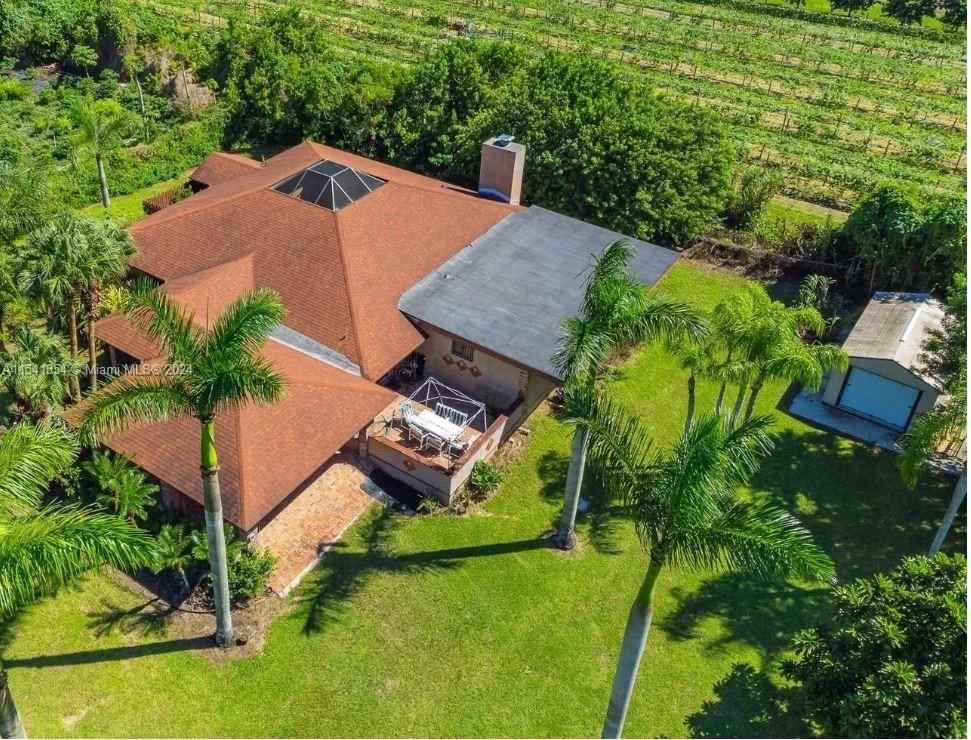 Real estate property located at 25701 217th Ave, Miami-Dade County, n/a, Homestead, FL