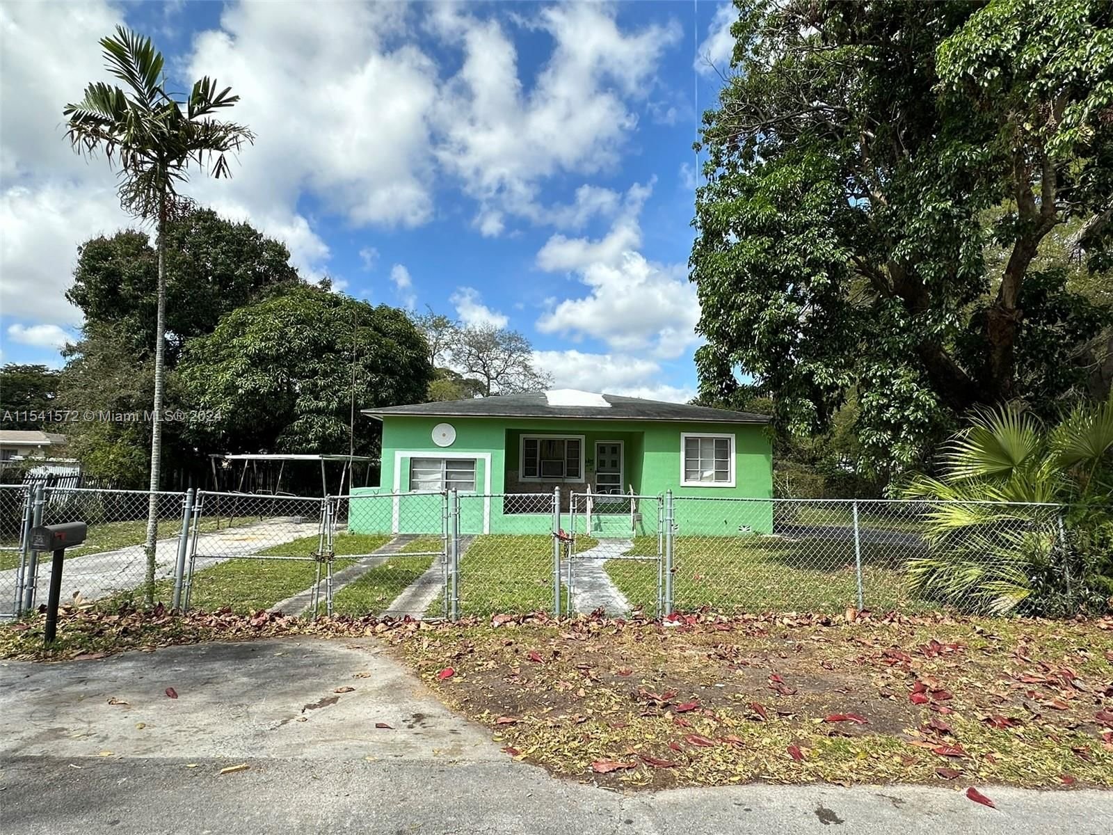 Real estate property located at 14720 15th Dr, Miami-Dade County, BISC GARDENS SEC F PT 1, Miami, FL