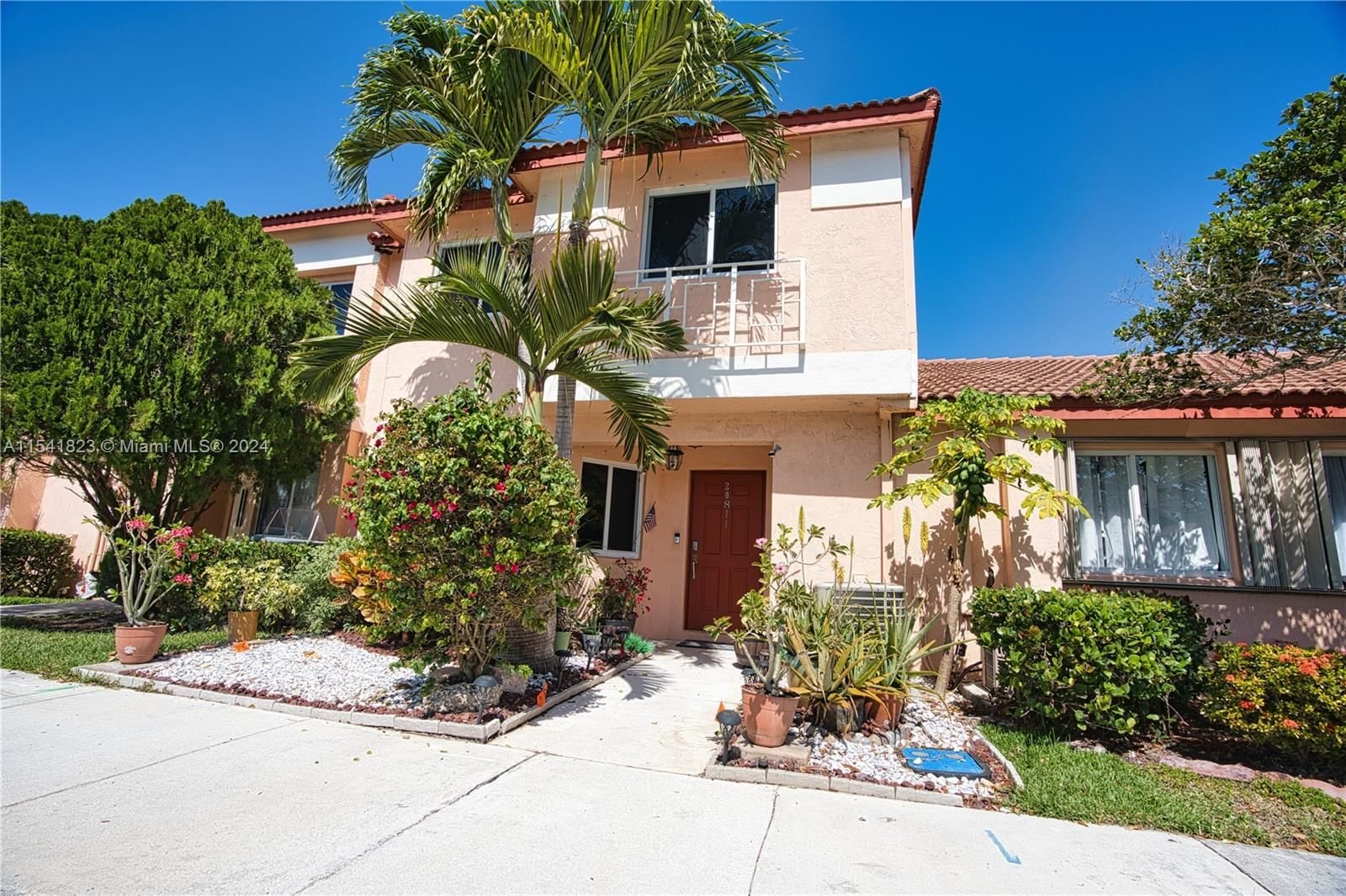 Real estate property located at 20871 4th St, Broward County, CHAPEL TRAIL II, Pembroke Pines, FL