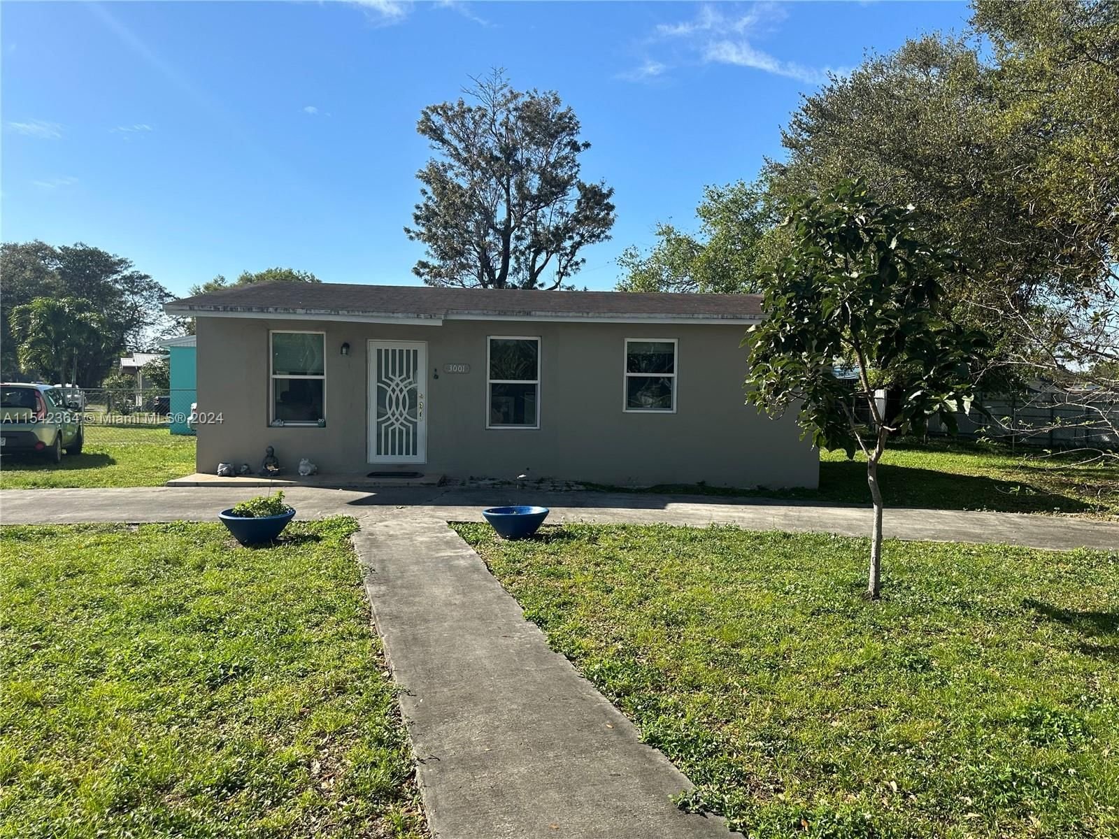 Real estate property located at 3001 164th Ter, Miami-Dade County, PINE TREE PARK 1ST ADDN, Miami Gardens, FL