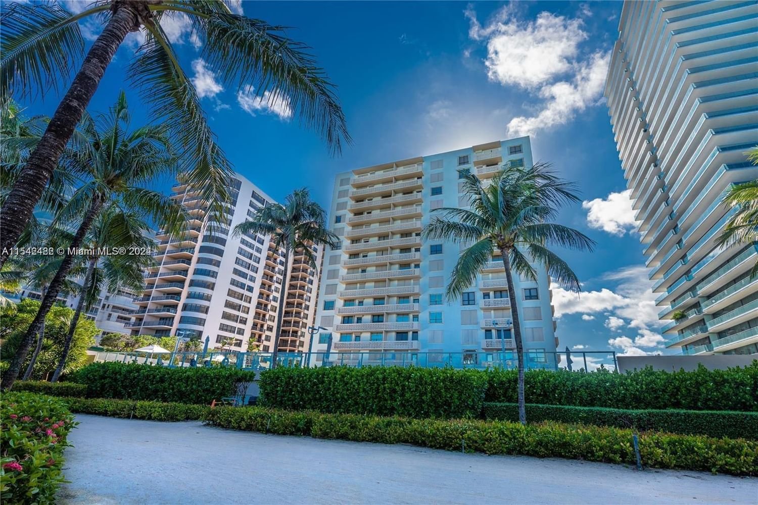 Real estate property located at 10185 Collins Ave #1414, Miami-Dade County, THE PLAZA OF BAL HARBOUR, Bal Harbour, FL