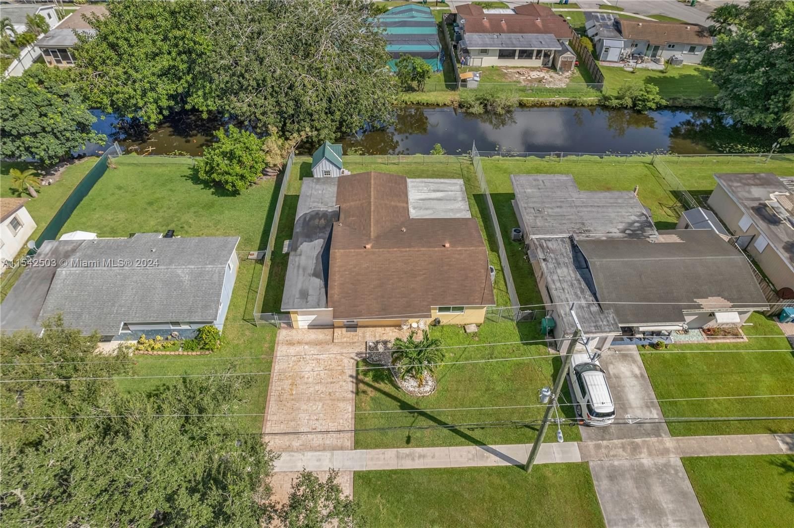Real estate property located at 9417 52nd St, Broward County, SUMMERTIME ISLES 1ST ADD, Cooper City, FL